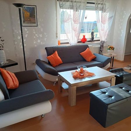 شقة Haus Heidrun Dolgesheim المظهر الخارجي الصورة
