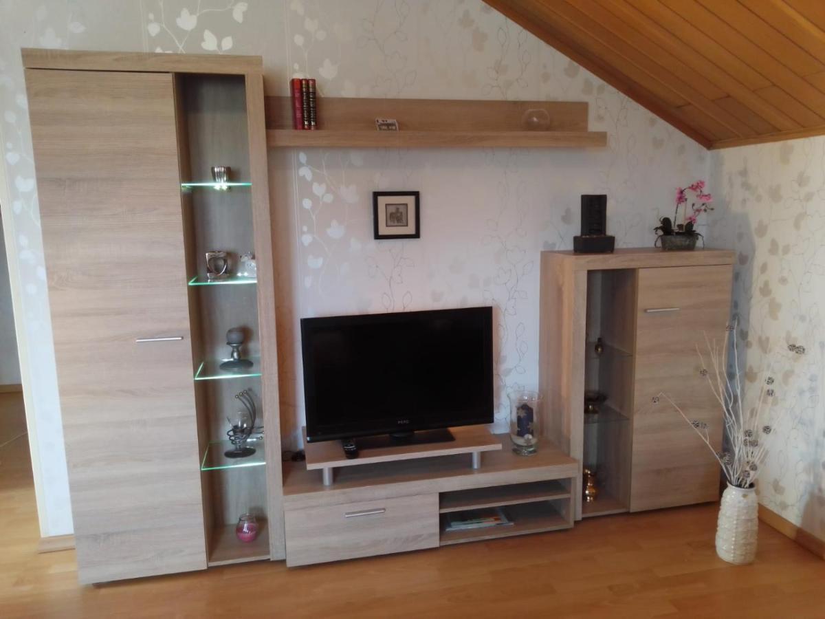 شقة Haus Heidrun Dolgesheim المظهر الخارجي الصورة