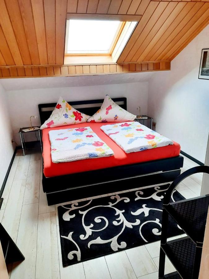 شقة Haus Heidrun Dolgesheim المظهر الخارجي الصورة